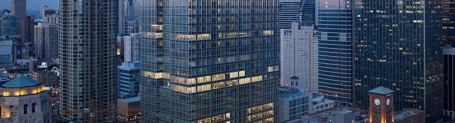 Construction of New Skyscraper Underway in Downtown Chicago