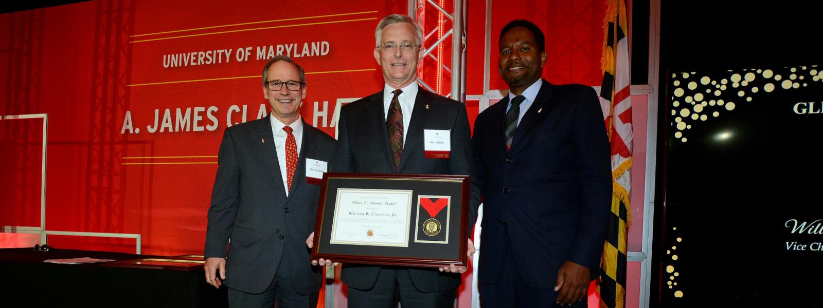 Bill Calhoun Accepts National Honors Award