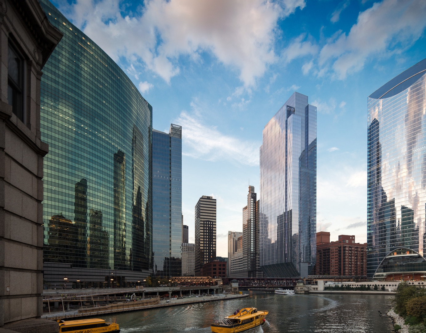 Chicago skyline skyscrapers Chicago River