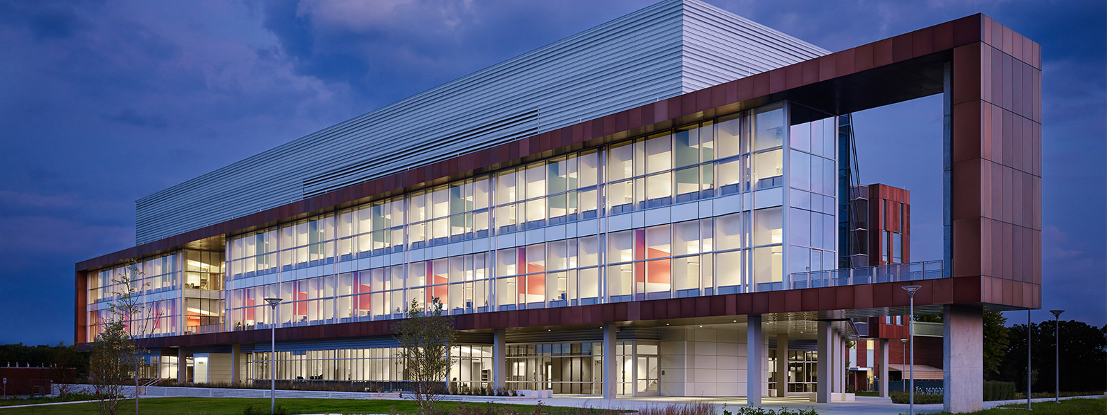 Argonne Scientists Begin Work in New Energy Sciences Building
