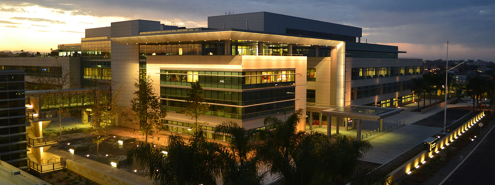 Clark/McCarthy Completes Naval Hospital at Camp Pendleton