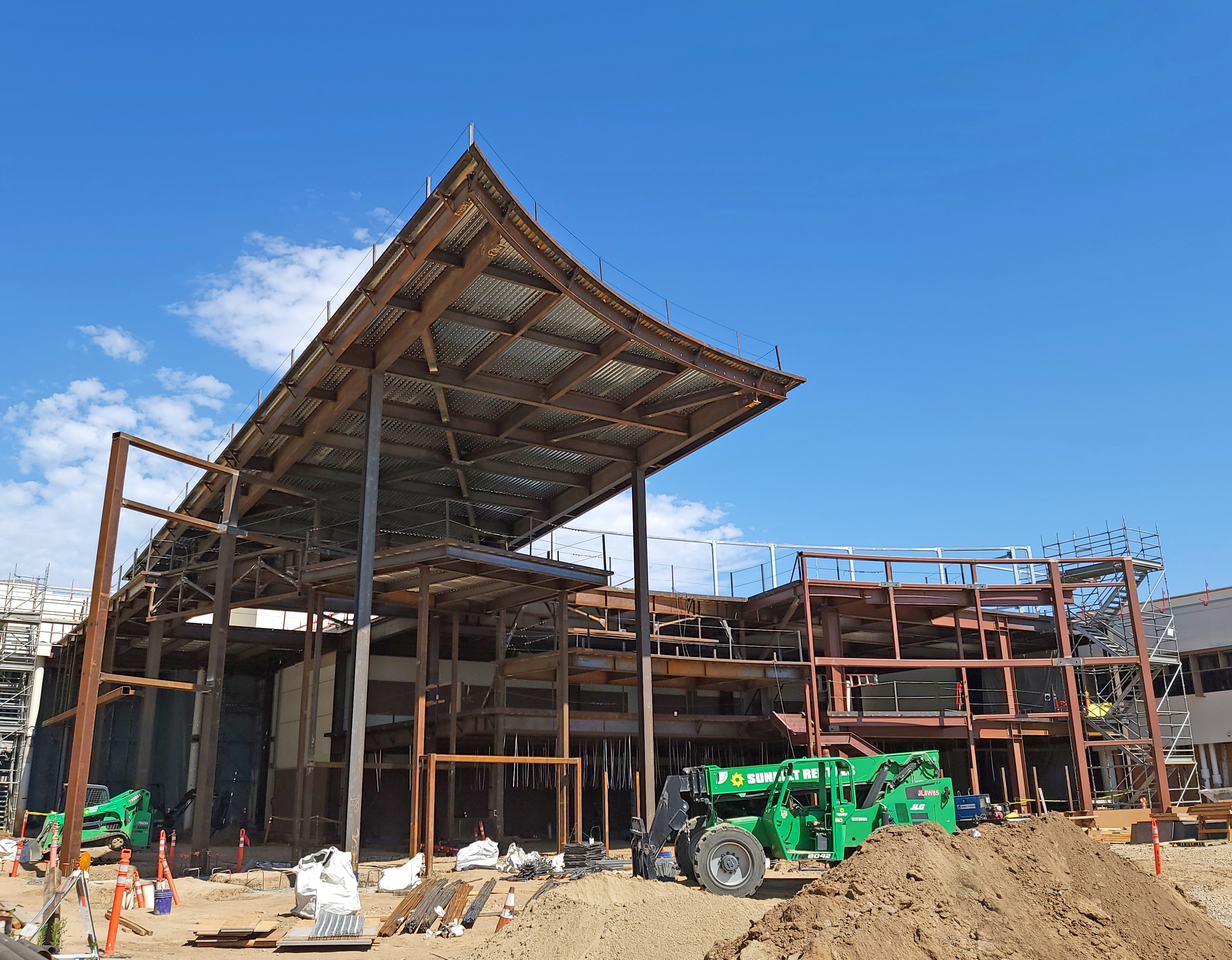 Clovis Community Medical Center reaches major milestone in its $430 million expansion