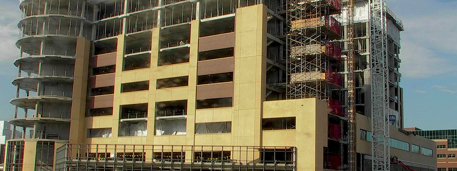 Inova Women's and Inova Children's Hospital Tops Out