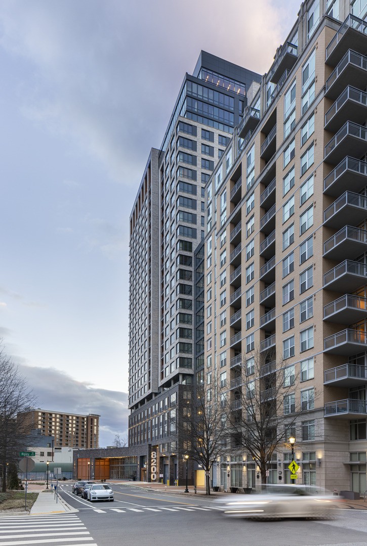 Solaire 8200 Dixon
