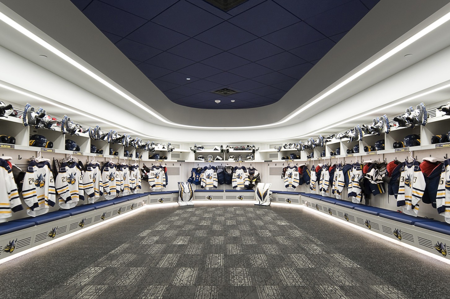 AU Midco Arena - locker room