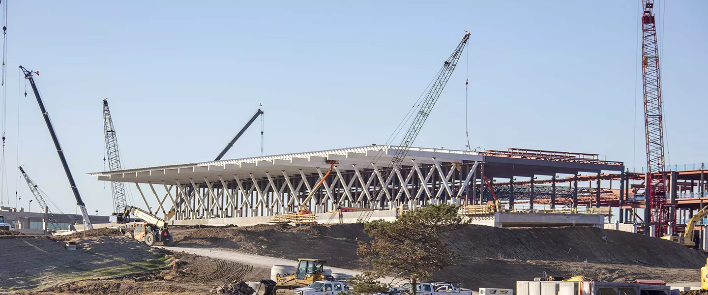  KCI New Terminal Team Marks Topping Out Milestone with Unique Virtual Events for the Community and Project Workforce