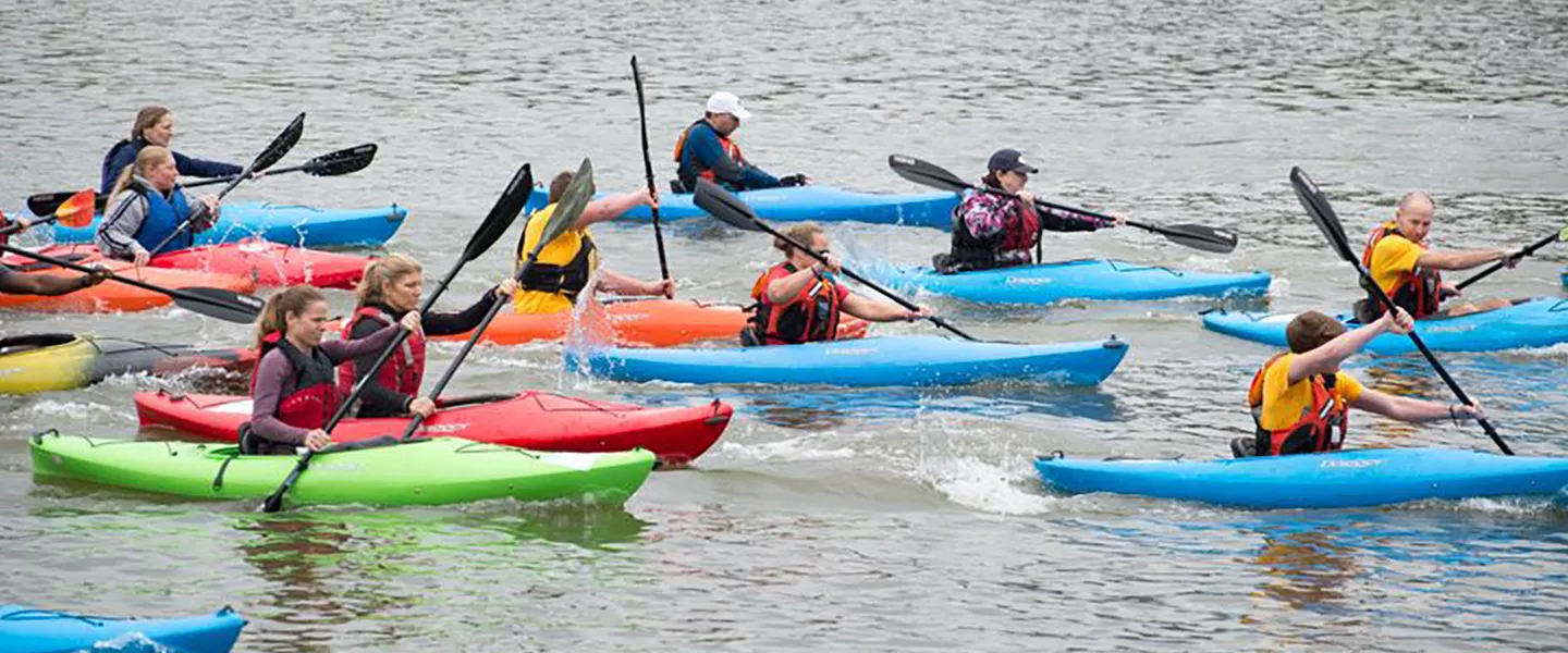 Clark and Its Trade Contractors Support Paddling Program for Veterans 