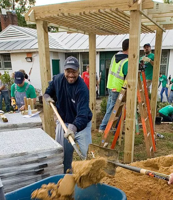 Clark Employees Participate in Philanthropy Efforts