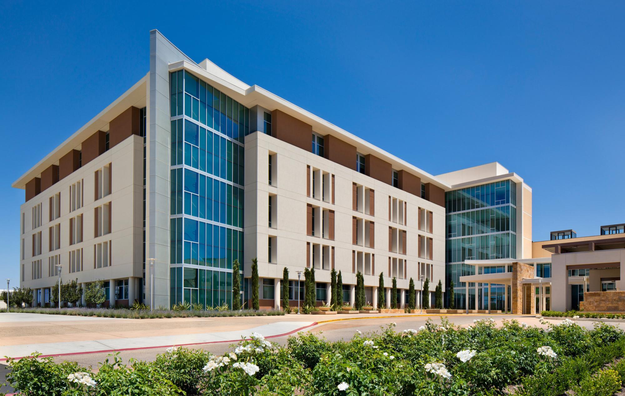 Clovis Community Medical Center, Phase B Expansion & Renovation