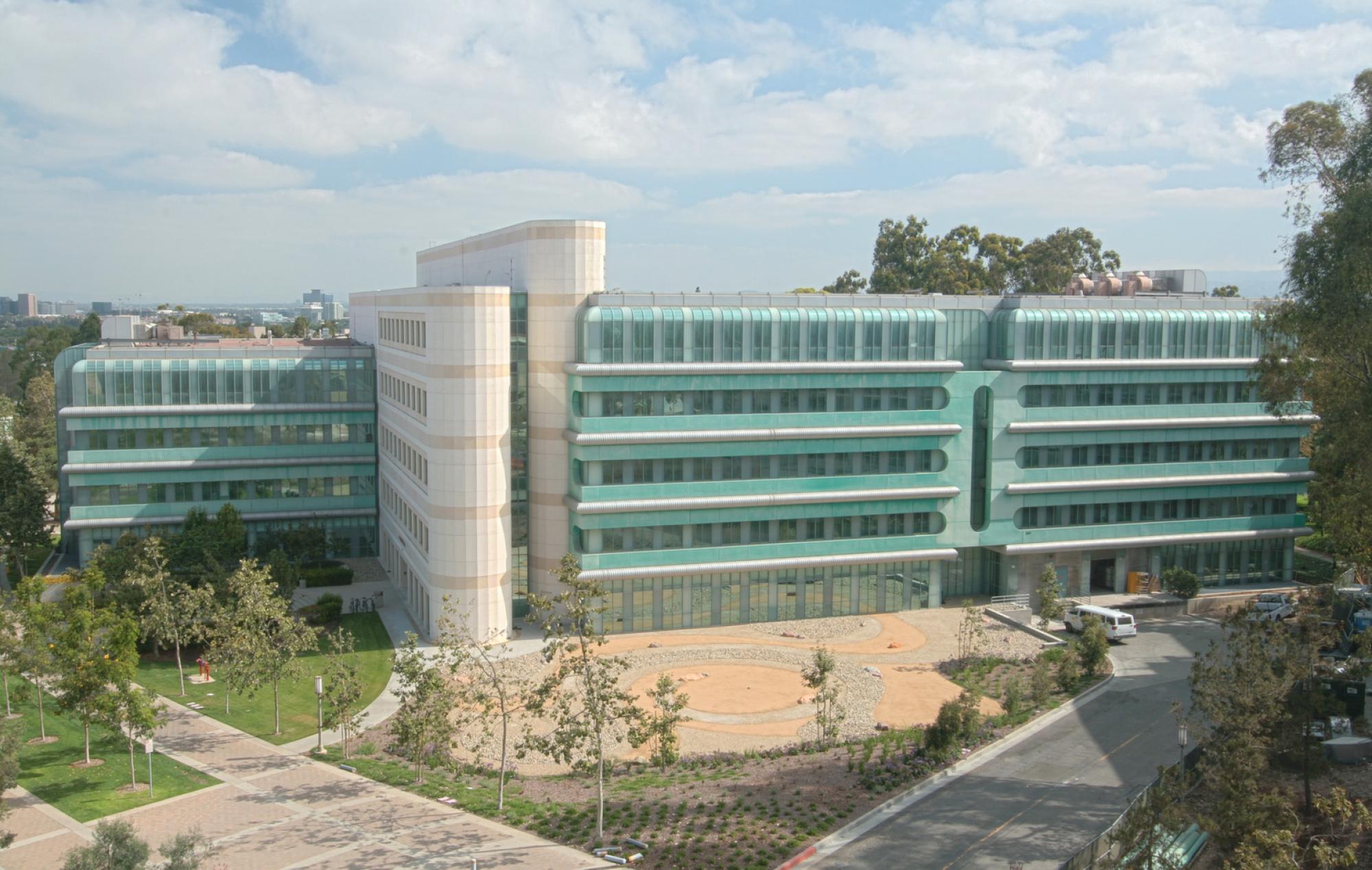 UC Irvine McGaugh Hall Vivarium