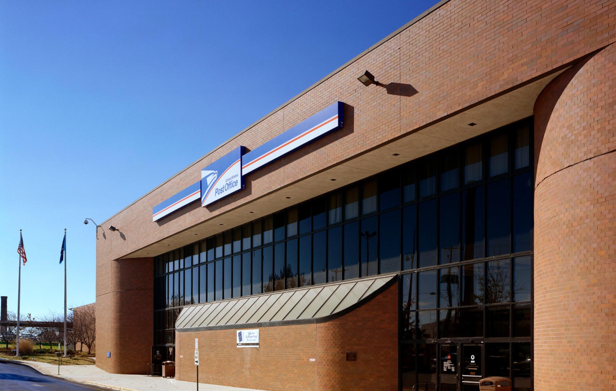Brentwood Postal Facility