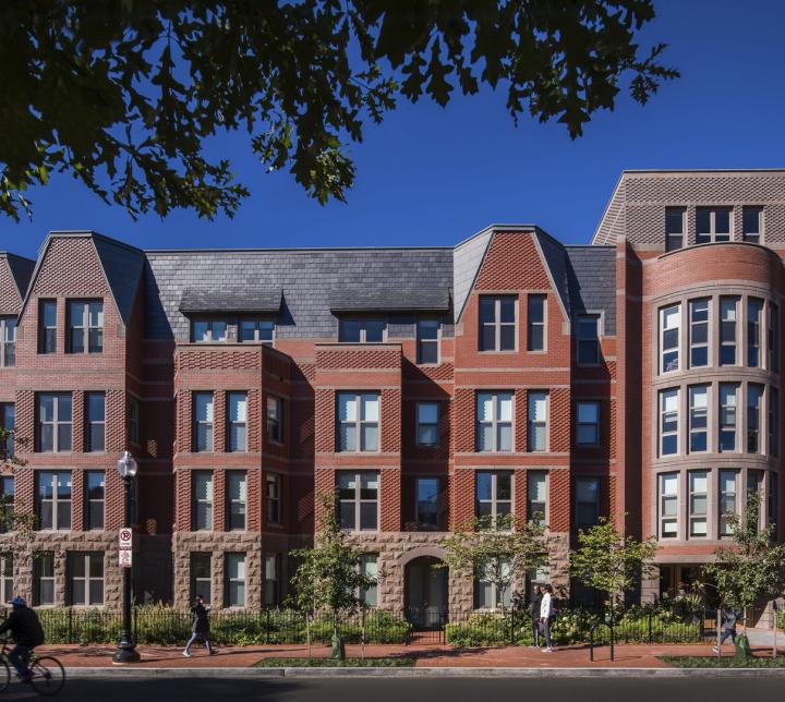700 Penn
