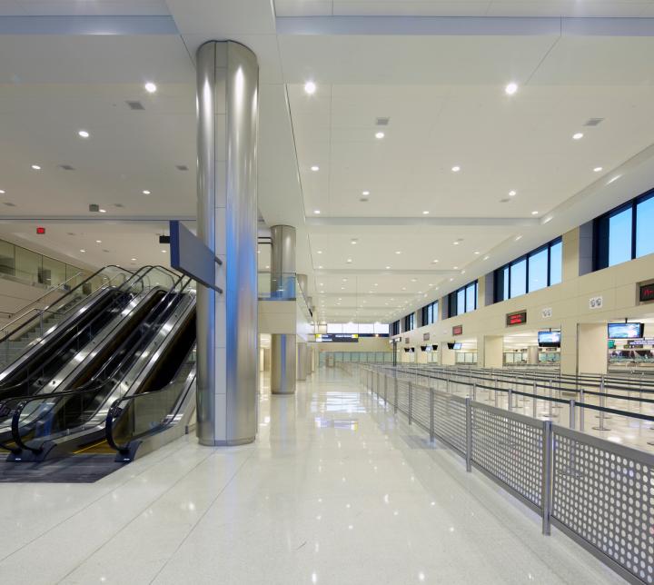 Dulles Airport International Arrivals Building
