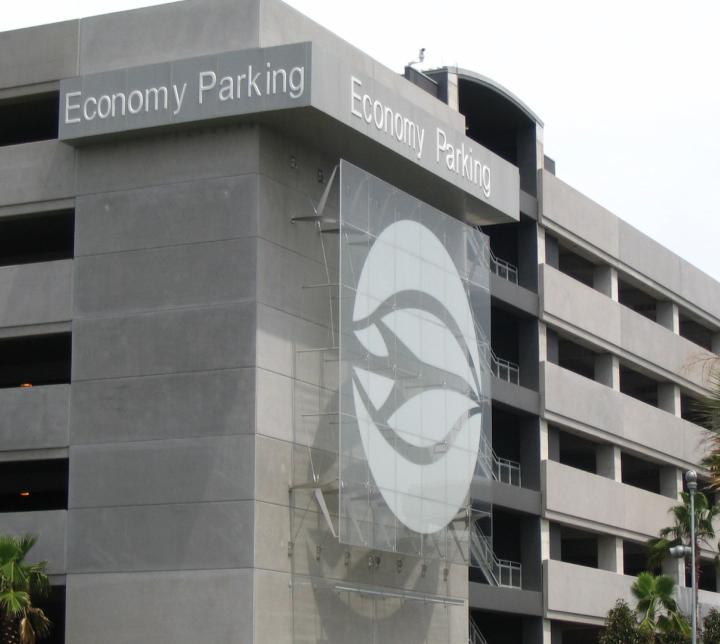 Tampa International Airport Parking Garage & Administration Building