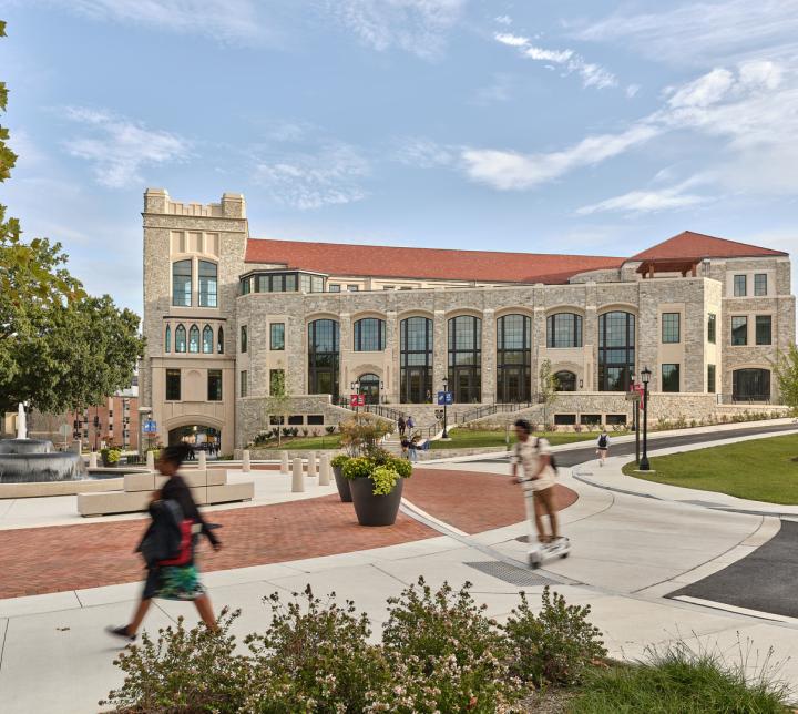 CUA Conway School of Nursing and Campus Gateway